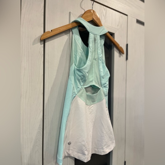 LULULEMON Make it count tank | size 2 - Picture 6 of 6